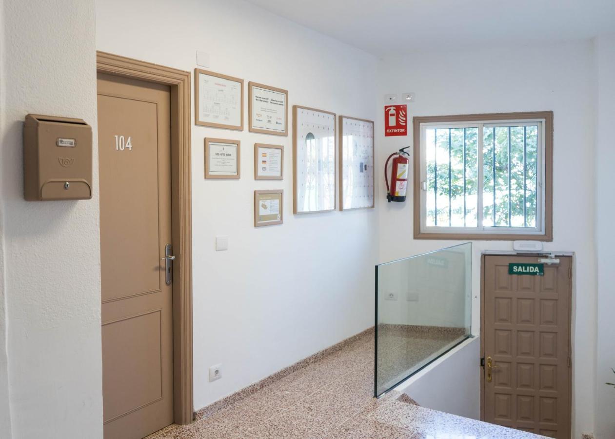 Pension Alcala Exteriör bild